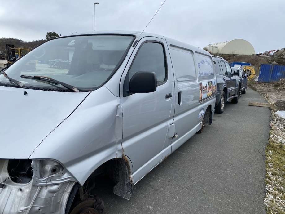 Toyota Hiace 2001-2006 (Fase 2) , Motorkode: 2KD-FTV, Girkassekode: 