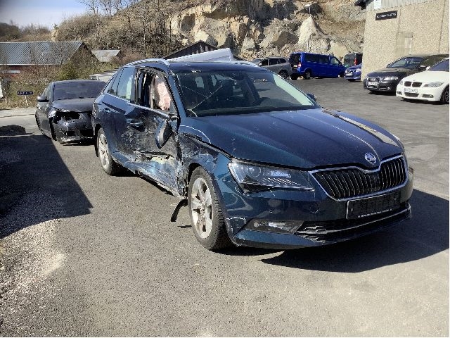 Škoda Superb 2015-->> (Type III) , Motorkode: CRLB, Girkassekode: QMM