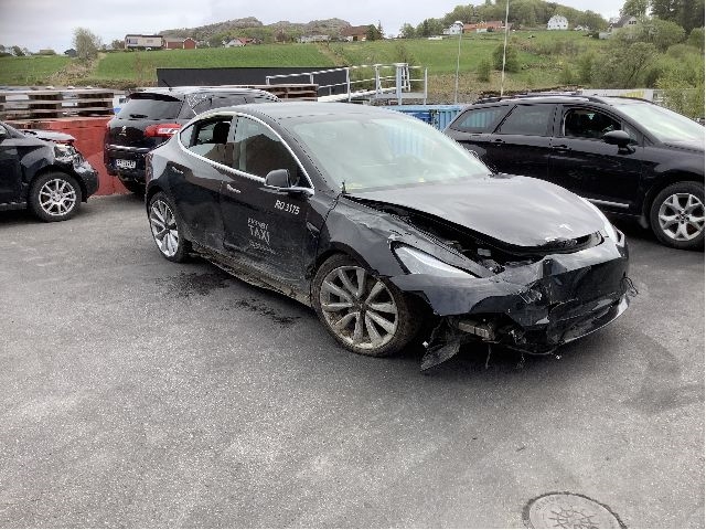 Tesla Model 3 2018-2023 (Fase 1) , Motorkode: 3D3, Girkassekode: 