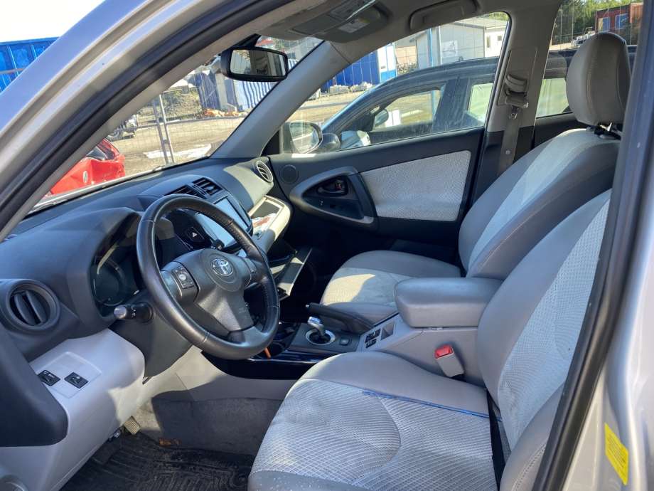 Toyota RAV4 2013-2015 (Type IV, Fase 1) , Motorkode: , Girkassekode: 