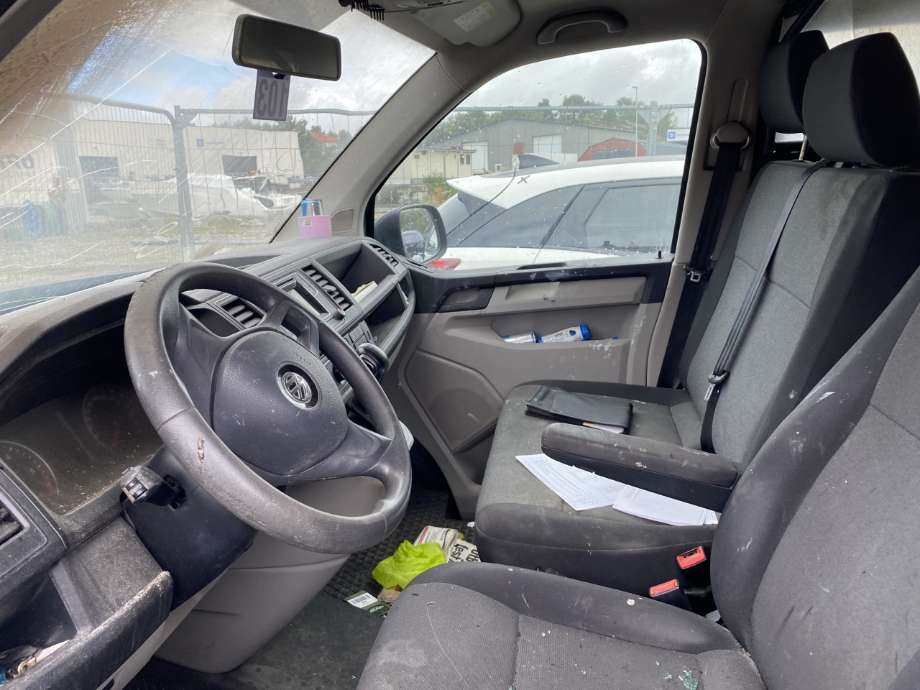 VW Transporter / Caravelle 2015-2019 (T6) (T6), Motorkode: CXFA;CXHA, Girkassekode: SDJ