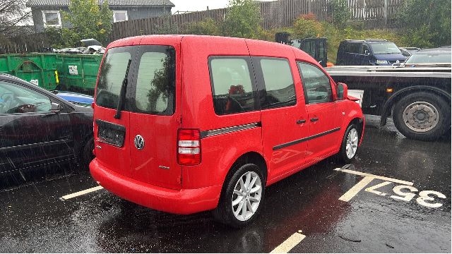 VW Caddy 2010-2015 (Type III, Fase 2) , Motorkode: BSX, Girkassekode: MBT