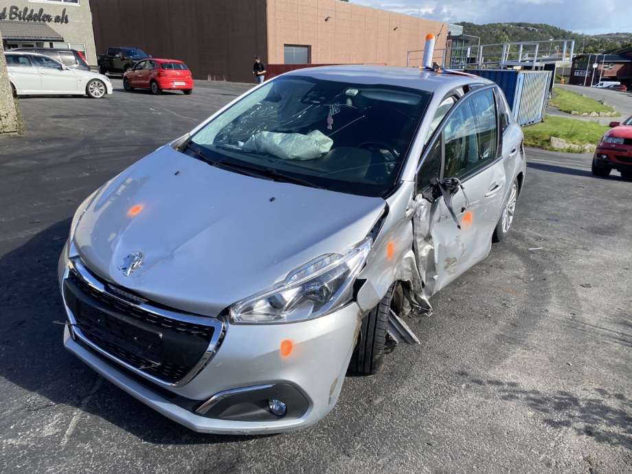 Peugeot 208 2012-2019 (Type I) , Motorkode: HMZ, Girkassekode: 