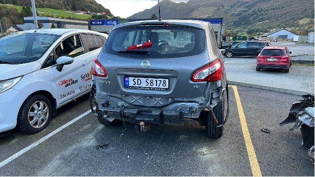 Nissan Qashqai 2010-2014 (Type I, Fase 2) , Motorkode: M9R-740, Girkassekode: