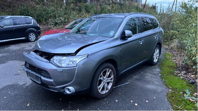 Mitsubishi Outlander 2012-2015 (Type III, Fase 1) , Motorkode: 4J11, Girkassekode: 