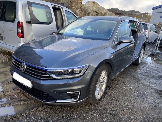 VW Passat 2015-2019 (Fase 1) (B8) (B8), Motorkode: CUKC, Girkassekode: SCB