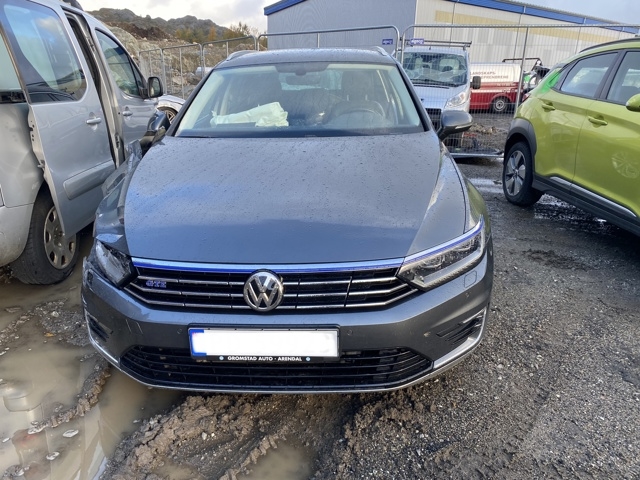 VW Passat 2015-2019 (Fase 1) (B8) (B8), Motorkode: CUKC, Girkassekode: SCB
