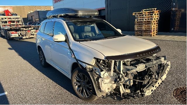 Mitsubishi Outlander 2015-->> (Type III, Fase 2) , Motorkode: 4B11, Girkassekode: 