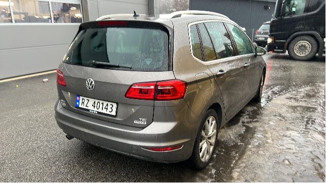 VW Golf Sportsvan 2014-2018 , Motorkode: CYVB, Girkassekode: RRE