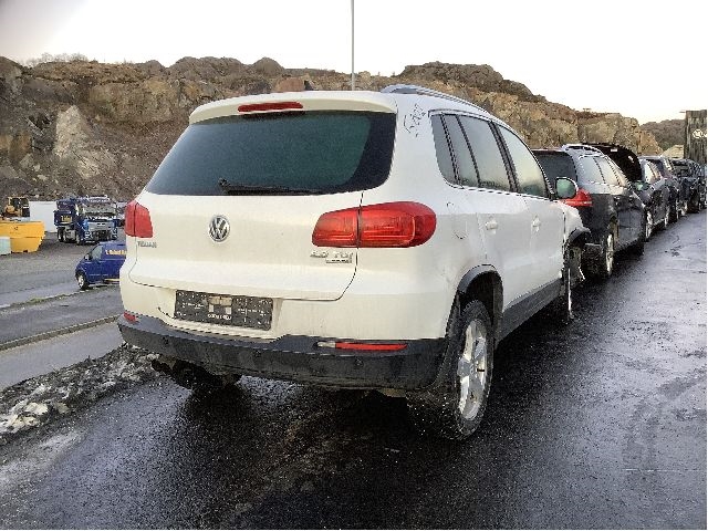 VW Tiguan 2011-2016 (Type I, Fase 2) , Motorkode: CFFB;CLJA, Girkassekode: NGH