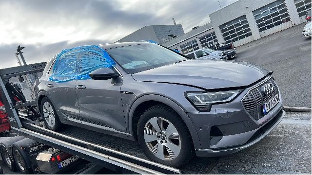 Audi e-tron 2018-->> , Motorkode: BM1J, Girkassekode: 