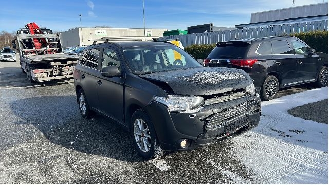 Mitsubishi Outlander 2012-2015 (Type III, Fase 1) , Motorkode: 4B11, Girkassekode: 