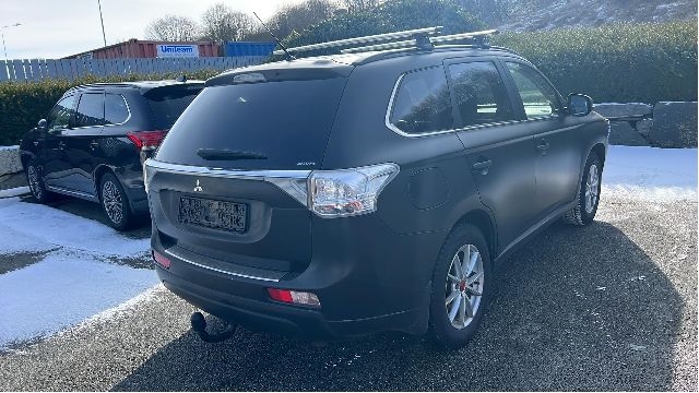 Mitsubishi Outlander 2012-2015 (Type III, Fase 1) , Motorkode: 4B11, Girkassekode: 