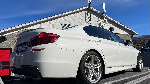 BMW 5-Serie 2010-2017 (F10/F11) (F10/F11), Motorkode: B47-D20A, Girkassekode: 