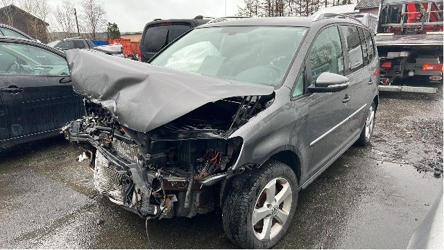 VW Touran 2010-2015 (Type I, Fase 3) , Motorkode: CFJA, Girkassekode: PBE