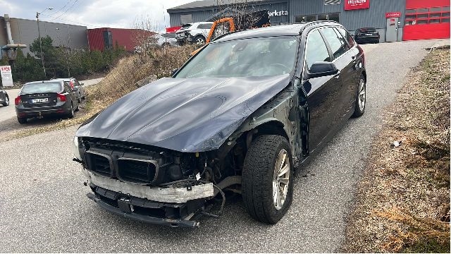 BMW 5-Serie 2010-2017 (F10/F11) (F10/F11), Motorkode: N47-D20C, Girkassekode: