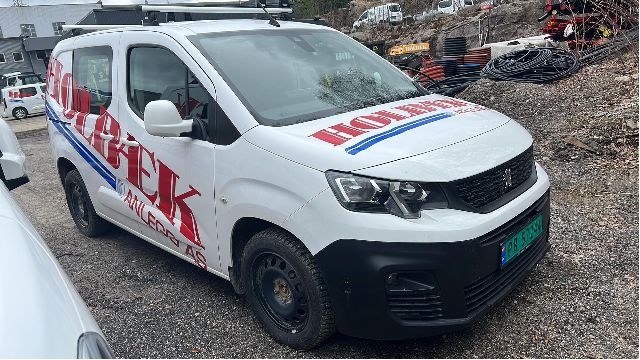 Peugeot Partner 2019-->> (Type III) , Motorkode: YHY, Girkassekode:
