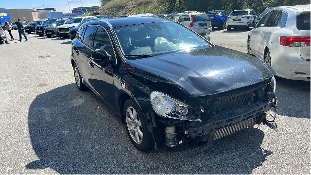 Volvo V60 2010-2013 (Type I, Fase 1) , Motorkode: D5204T3, Girkassekode: 