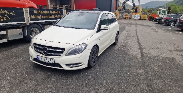 Mercedes B-Klasse 2011-2018 (W246) (W246), Motorkode: OM651.901, Girkassekode: 