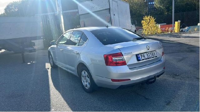 Škoda Octavia 2013-2016 (Type III, Fase 1) , Motorkode: CJZA, Girkassekode: QHV