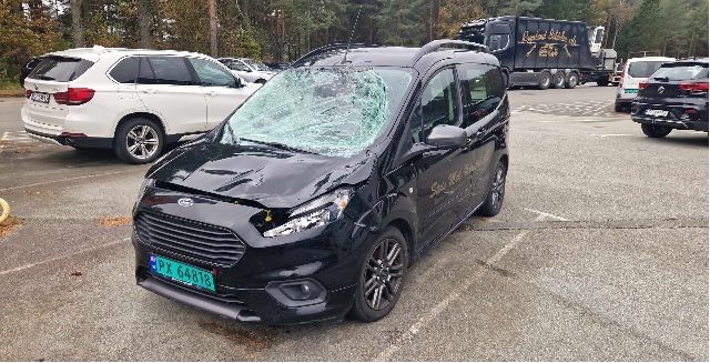Ford Transit Courier 2018-2023 (Type I, Fase 2) , Motorkode: XXCA;XXCC, Girkassekode: 