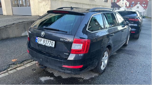 Škoda Octavia 2013-2016 (Type III, Fase 1) , Motorkode: CJSA;CJSB, Girkassekode: QMH