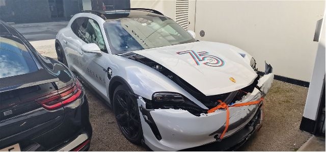 Porsche Taycan 2019-->> , Motorkode: EBFA, Girkassekode: A0MEA