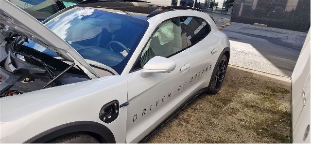 Porsche Taycan 2019-->> , Motorkode: EBFA, Girkassekode: A0MEA