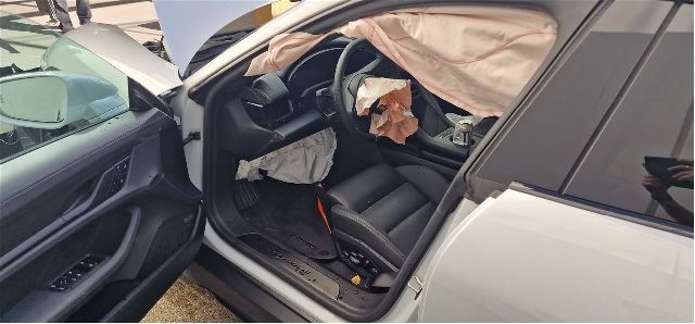 Porsche Taycan 2019-->> , Motorkode: EBFA, Girkassekode: A0MEA