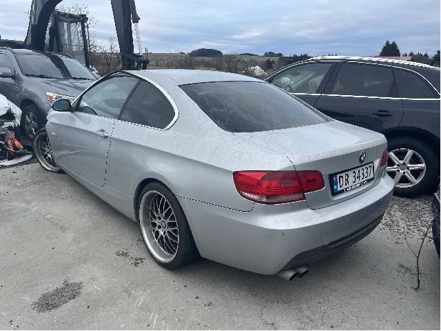 BMW 3-Serie 2005-2011 (E90/E91/E92/E93) (E90/E91/E92/E93), Motorkode: N53-B30A, Girkassekode: