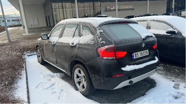 BMW X1 2009-2015 (E84) (E84), Motorkode: N47-D20C, Girkassekode: 