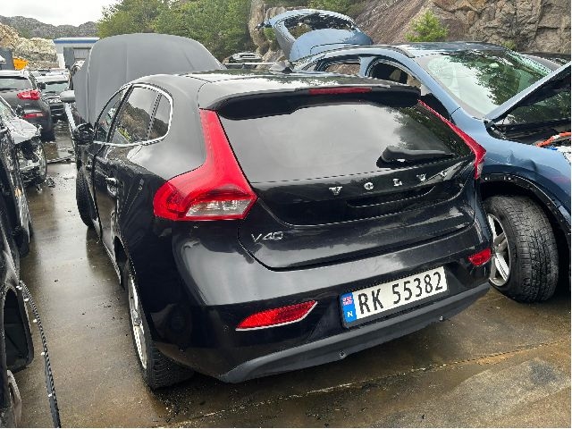 Volvo V40 2012-2019 , Motorkode: D4162T, Girkassekode: 