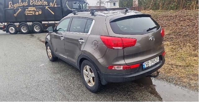 Kia Sportage 2010-2016 (Type III) , Motorkode: G4FD, Girkassekode: 