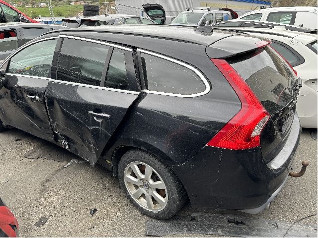 Volvo V60 2010-2013 (Type I, Fase 1) , Motorkode: D5244T17, Girkassekode: 
