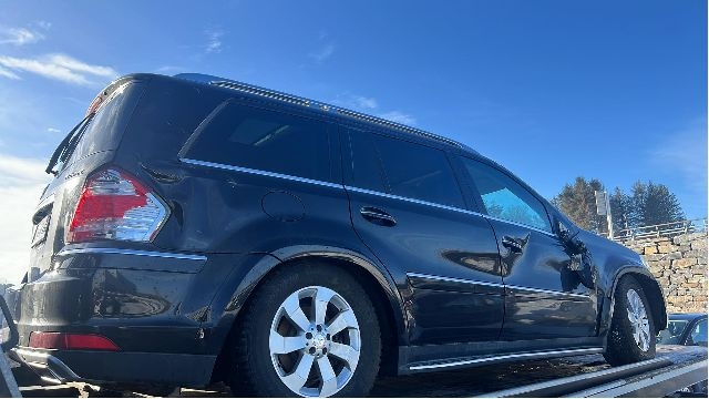 Mercedes GL 2006-2012 (X164) (X164), Motorkode: OM642.832, Girkassekode: 722902
