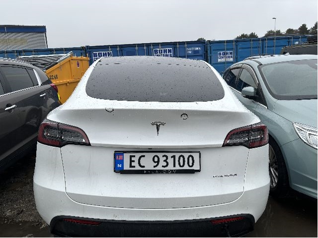 Tesla Model Y 2021-2024 (Type I) , Motorkode: , Girkassekode: 