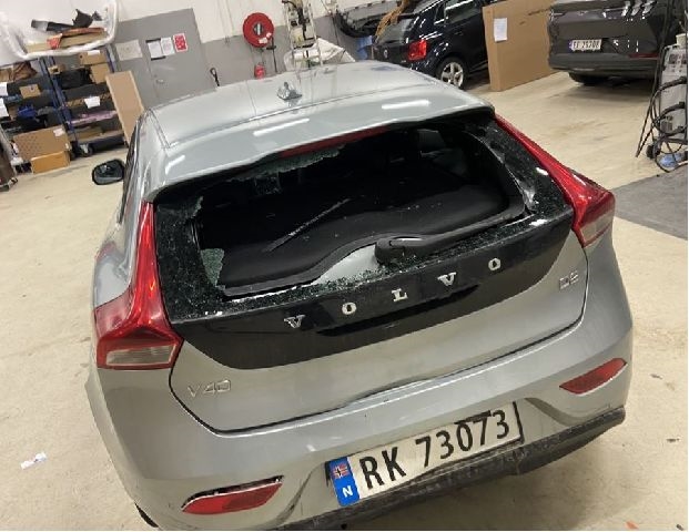 Volvo V40 2012-2019 , Motorkode: D4162T, Girkassekode: 
