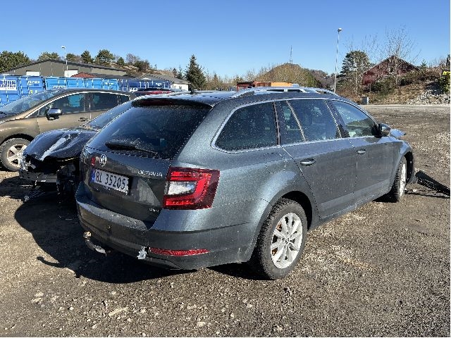Škoda Octavia 2017-2020 (Type III, Fase 2) , Motorkode: CKFC;CRMB;DCYA, Girkassekode: SWR