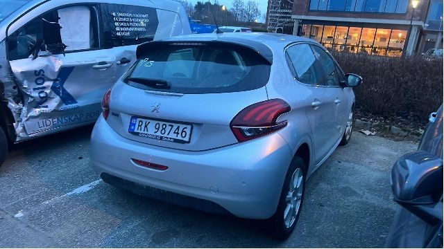 Peugeot 208 2012-2019 (Type I) , Motorkode: HMR;HMZ, Girkassekode: 