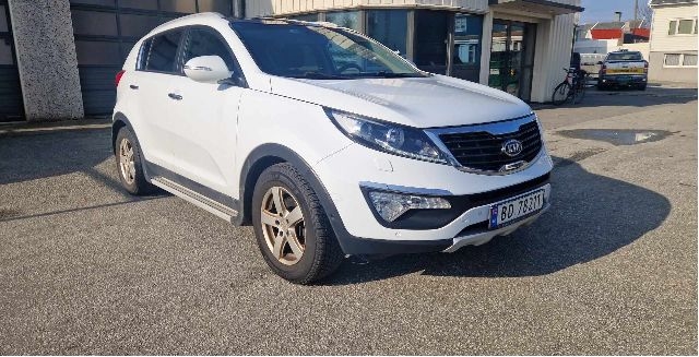 Kia Sportage 2010-2016 (Type III) , Motorkode: D4FD, Girkassekode: 
