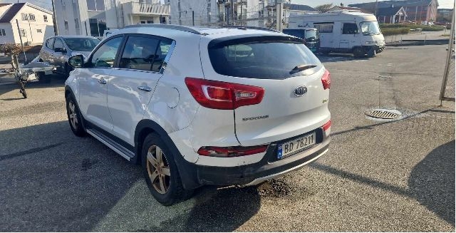 Kia Sportage 2010-2016 (Type III) , Motorkode: D4FD, Girkassekode: 