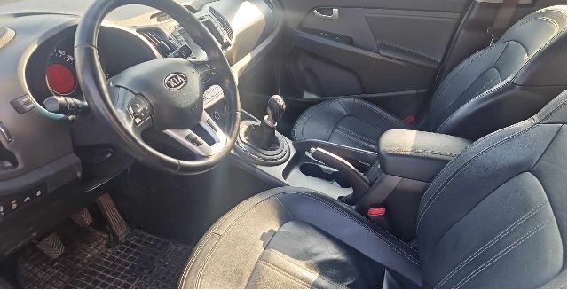 Kia Sportage 2010-2016 (Type III) , Motorkode: D4FD, Girkassekode: 