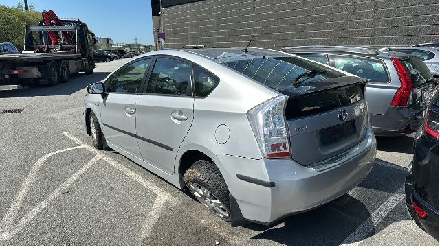 Toyota Prius 2009-2016 (Type III) (COMBI) (COMBI), Motorkode: 2ZR-FXE, Girkassekode: 