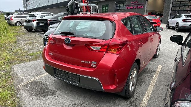 Toyota Auris 2013-2015 (Type II, Fase 1) , Motorkode: 2ZR-FXE, Girkassekode: 