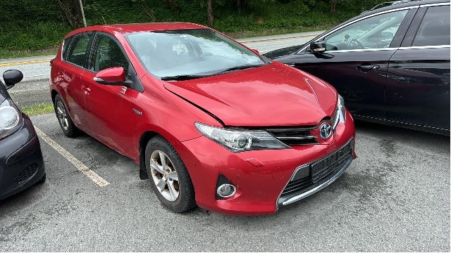 Toyota Auris 2013-2015 (Type II, Fase 1) , Motorkode: 2ZR-FXE, Girkassekode: 