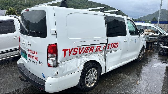 Opel Vivaro C 2020-->> , Motorkode: D20DT, Girkassekode: 