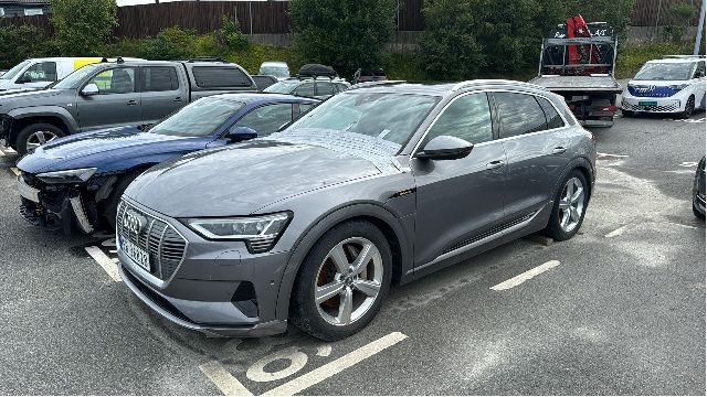 Audi e-tron 2018-->> , Motorkode: BM1J, Girkassekode: 