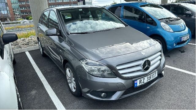 Mercedes B-Klasse 2011-2018 (W246) (W246), Motorkode: OM651.901, Girkassekode: