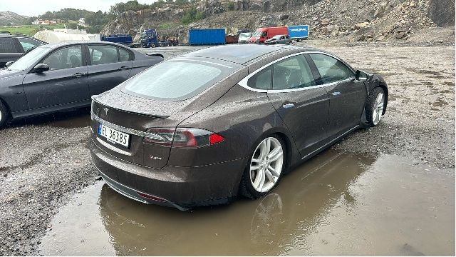 Tesla Model S 2013-2016 (Fase 1) , Motorkode: L1S, Girkassekode: 