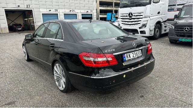 Mercedes E-Klasse 2009-2013 (Fase 1) (W212) (W212), Motorkode: OM651.924, Girkassekode: 722646